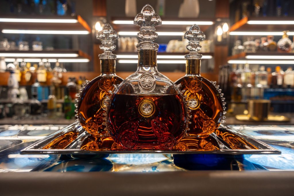 Bright moments on demand: Miami outdoor LED solutions that stand out