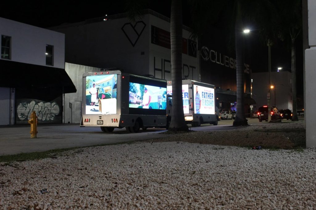 Bold Moves: A Practical Guide to Outdoor Ad Success