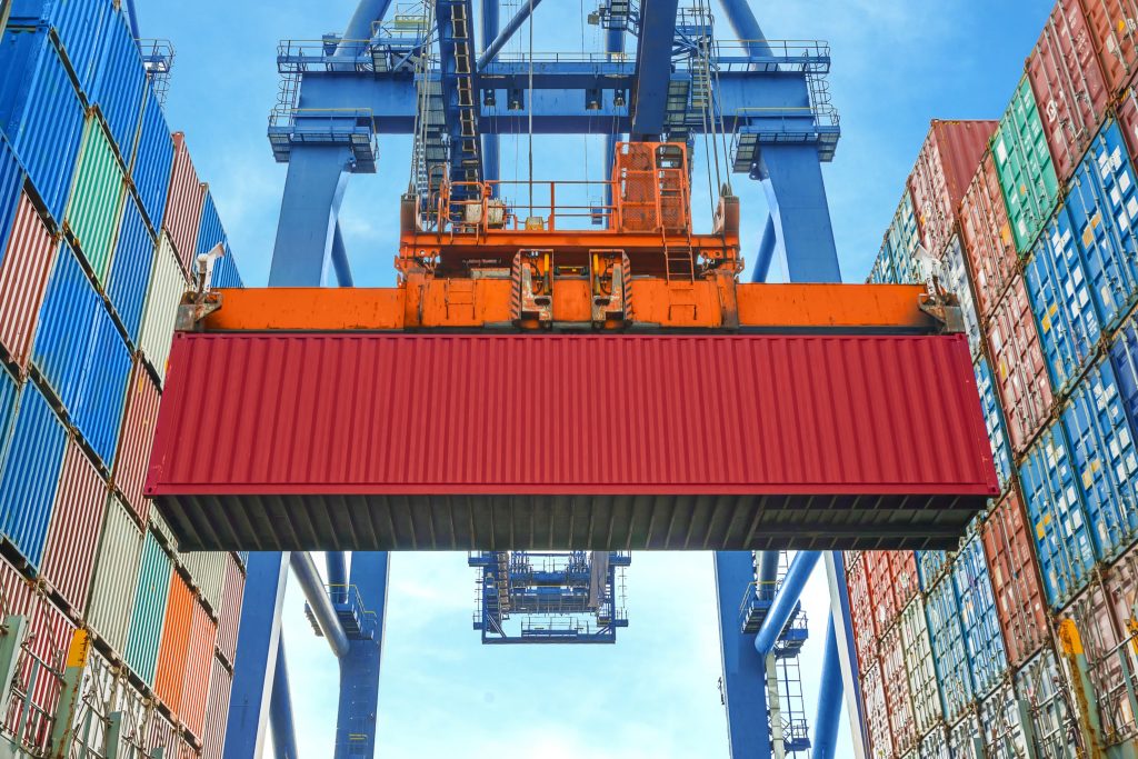 Smart Lifting Solutions for Tall Building Projects Smart Lifting Solutions for Tall Building Projects