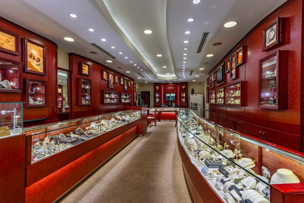 Elevate Your Style with Gemstone Engagement Pieces in the Magic City