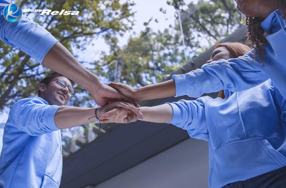 Impulsa tu marca con un equipo de promotores expertos Impulsa tu marca con un equipo de promotores expertos