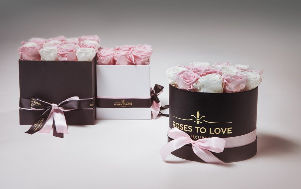 Express a heartfelt gesture with the perfect bouquet for her