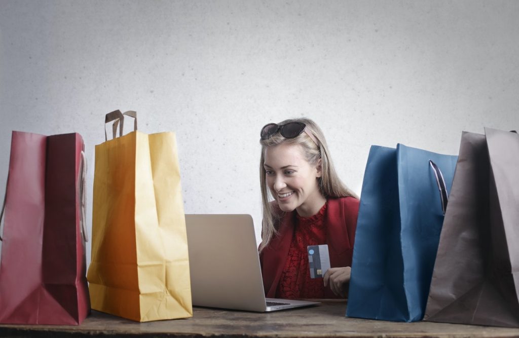 Efficient Parcel Management for Small Businesses
