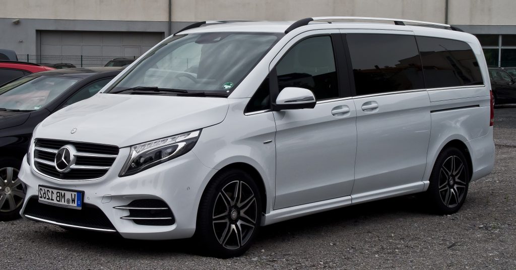 Exploring Sri Lanka: Curated Round Tours for Curious Travellers