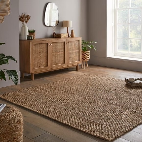 Luxurious Rugs for Modern Homes: A Curated Buying Guide Luxurious Rugs for Modern Homes: A Curated Buying Guide