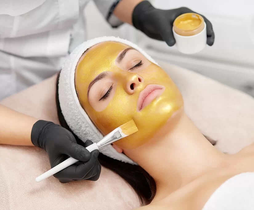 Glow Up: Expert Dermaplaning for Clear, Smooth Skin Glow Up: Expert Dermaplaning for Clear, Smooth Skin