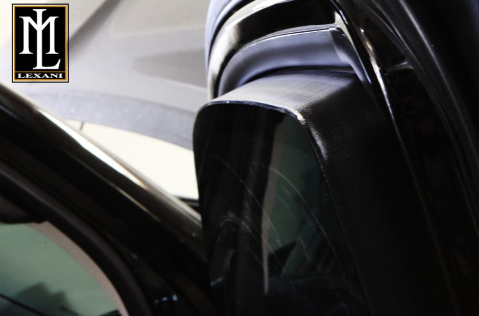 Discreet Protection for VIP Travel in a High-End Van Discreet Protection for VIP Travel in a High-End Van