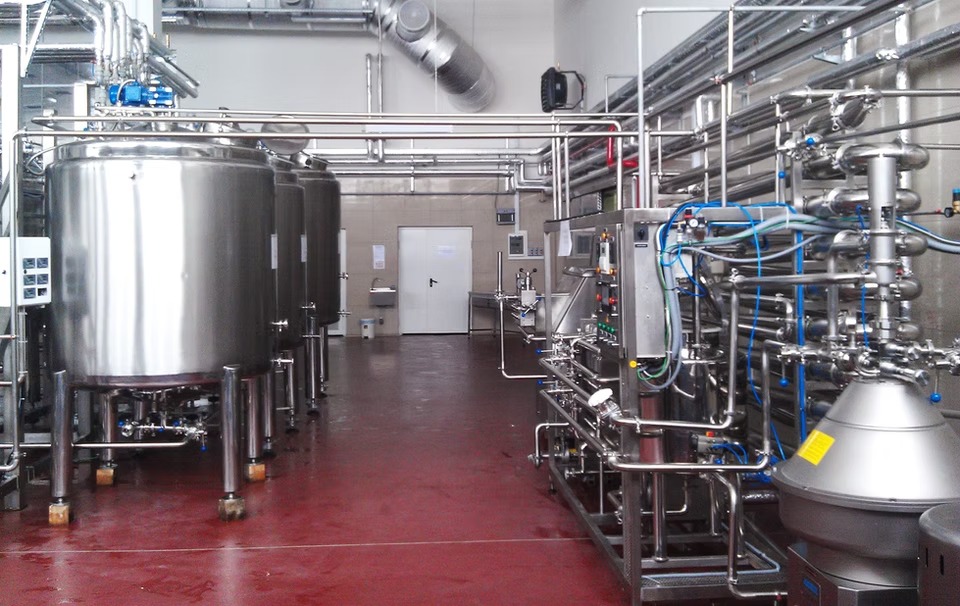 Smart Solutions for Efficient Dairy Operations Smart Solutions for Efficient Dairy Operations